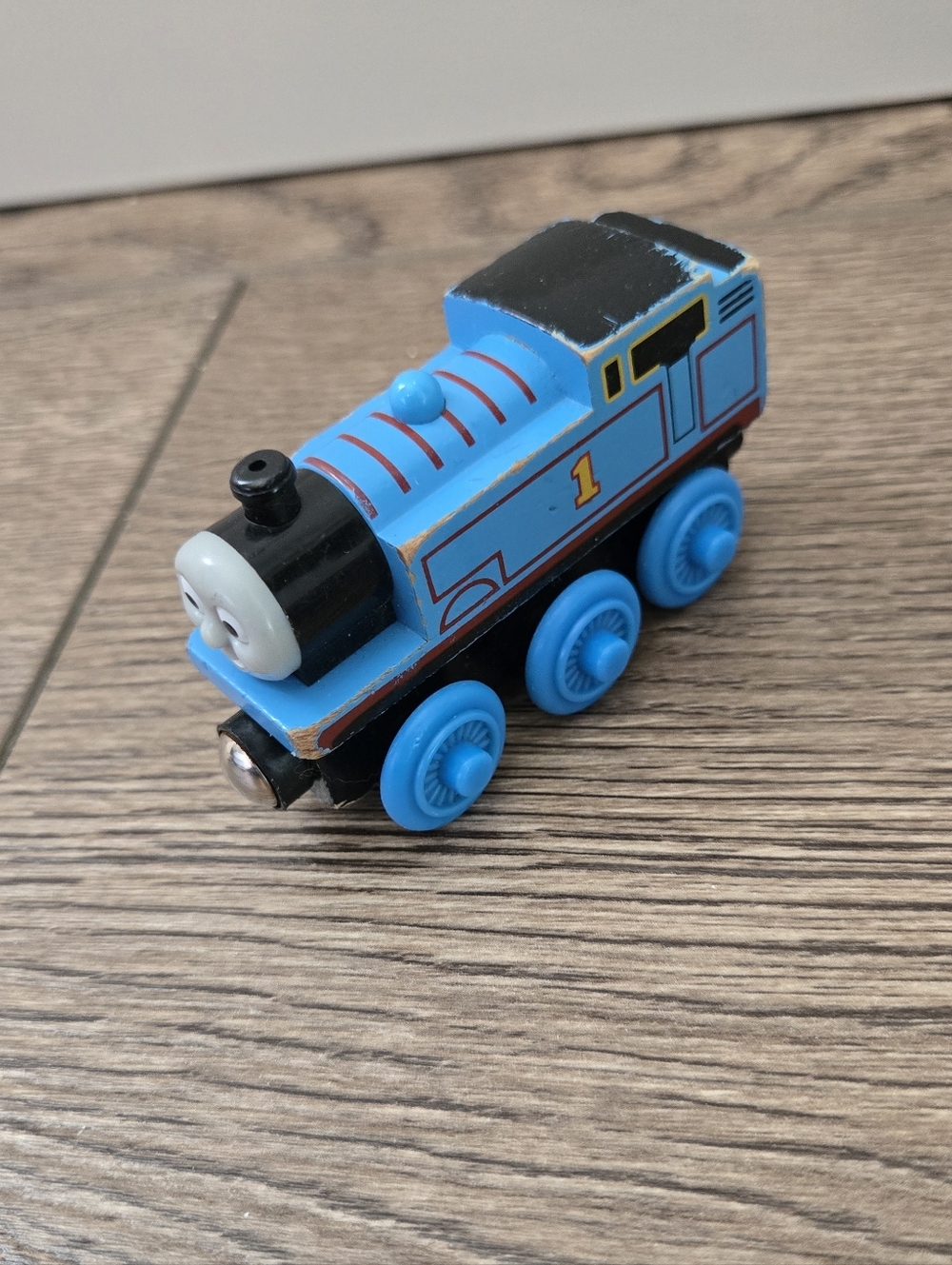 Thomas & Friends Wooden Railway Thomas Train – Classic Blue Engine